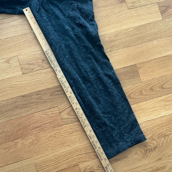 Calvin Klein performance sweatpant/leggings. Size small - Picture 6 of 6